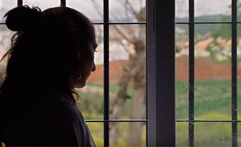 Un día gris, un día azul igual al mar 